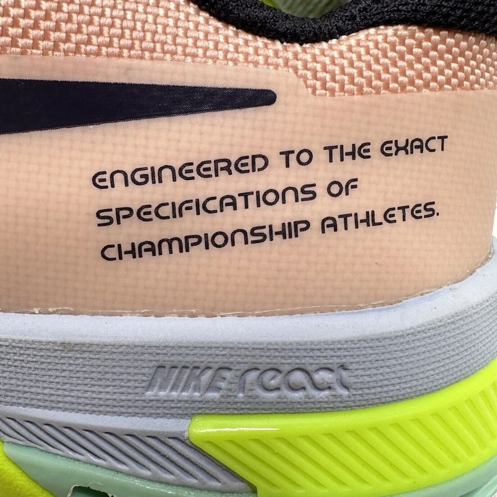 Nike Women's Size 9 Metcon 8 Arctic Orange‎ Volt DO9327-800 Training Shoes